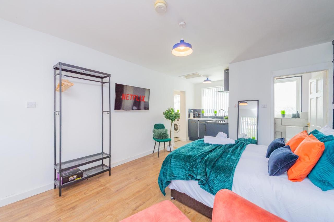 Studio Annexe By Papermill, Deeside - En-Suite, 黑思瓦尔 外观 照片