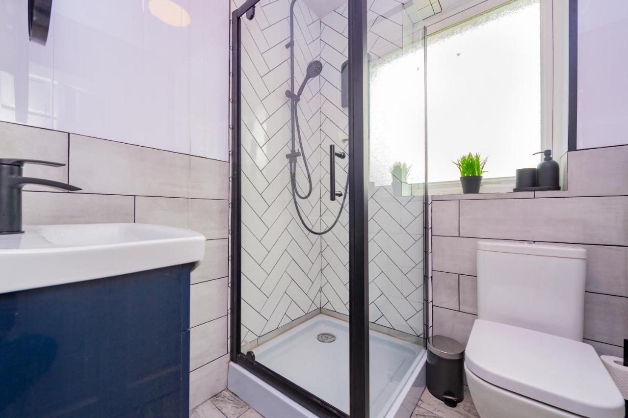 Studio Annexe By Papermill, Deeside - En-Suite, 黑思瓦尔 外观 照片